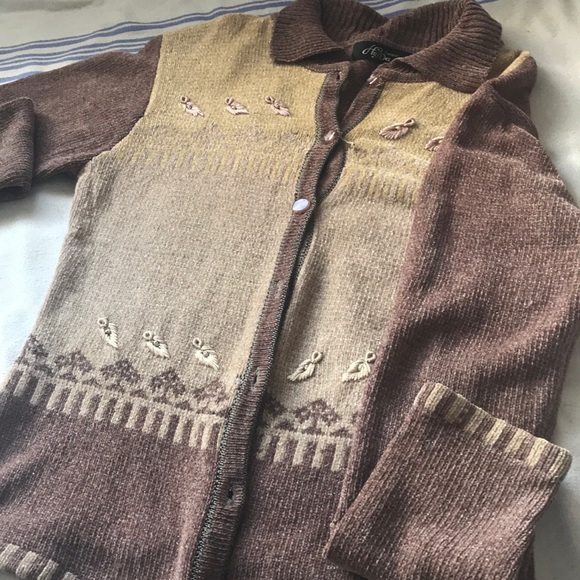 Vintage sweater with leaf embroidery - Picture 1 of 3